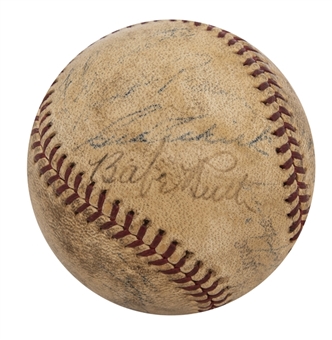 1930s New York Yankees Multi-Signed Baseball with Babe Ruth, Joe DiMaggio, Ruffing & Dickey (Beckett)